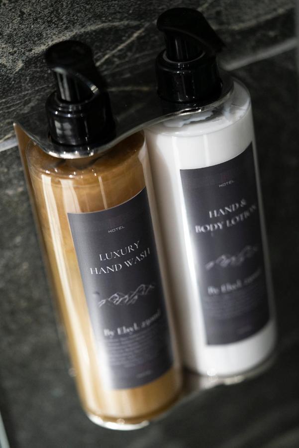 Kotel 윈더미어 외부 사진 Body wash